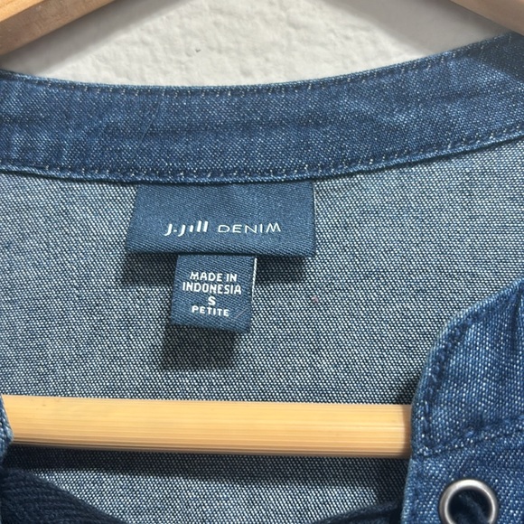 J Jill Denim Petite Small oversized lace up dress - Picture 3 of 8